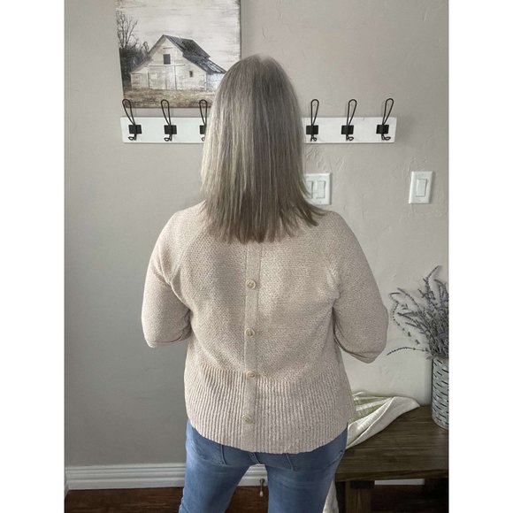 Flouncy Top - Picture 2 of 2